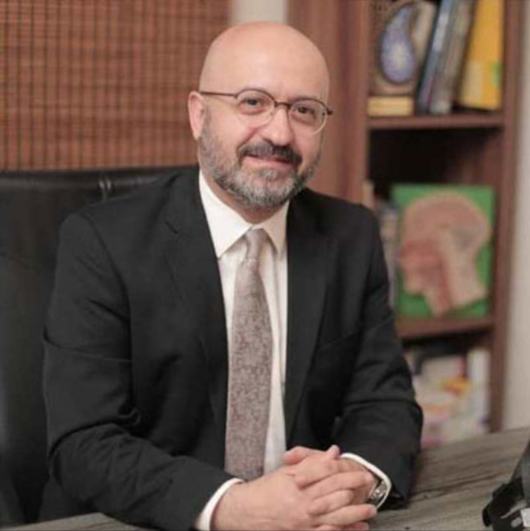 علی حقیقتیان